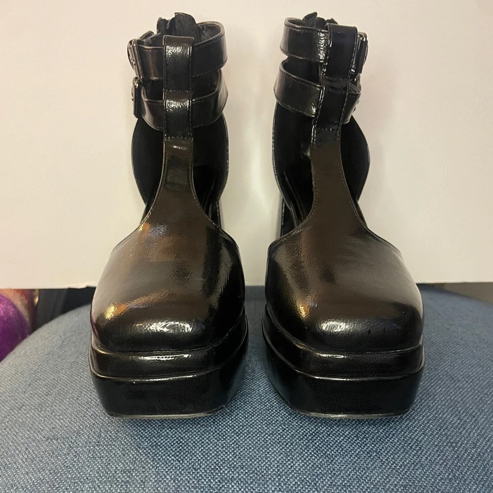 Fashion to Figure Maria Platform Heel- Black Patent- Size 9W - Picture 7 of 10